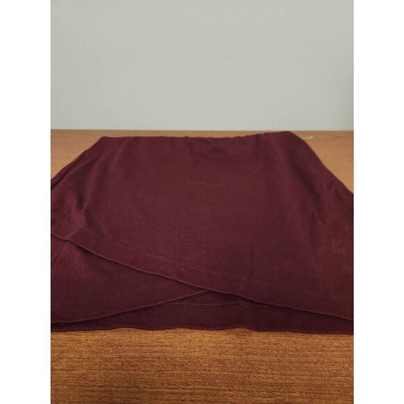 S.O. Burgundy XL skirt - Picture 3 of 5